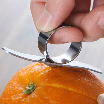 Mesin Pengupas Buah Mini dengan Ukuran Produk 7.5*1.1*2.5cm dan Sekitar 13g
