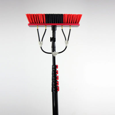 Air Fed Pole Cleaning Brush untuk Long Handle Penghapusan debu Panel Surya Kaca jendela