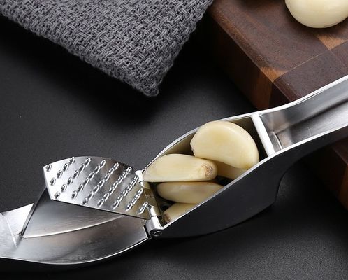 Pemeras Pengupas Jahe Penghancur Bawang Putih Aman untuk Makanan 16*3Cm Parutan Dapur Multi