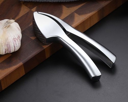 Pemeras Pengupas Jahe Penghancur Bawang Putih Aman untuk Makanan 16*3Cm Parutan Dapur Multi