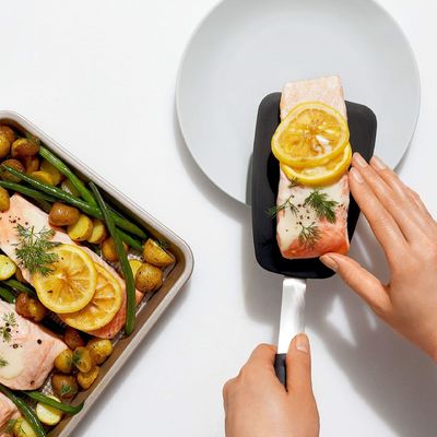 2 bungkus 600F tahan panas non-menempel menengkokkan telur silikon spatula 149 115G