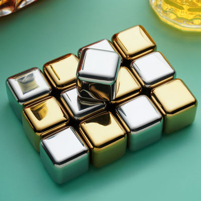 Di stok 304 stainless steel Whiskey Stone Gift Set 8pcs / set untuk dingin anggur merah