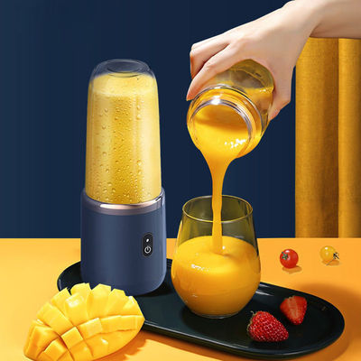 Multifunctional USB Charging Mini Juicer untuk Menggabungkan dan Memeras Buah secara Efisien